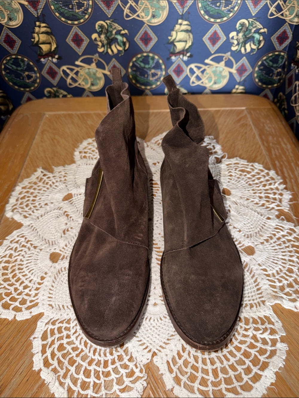 Women’s Johnston Murphy Suede Ankle Boots Size 9